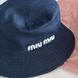 미우미우 버킷햇