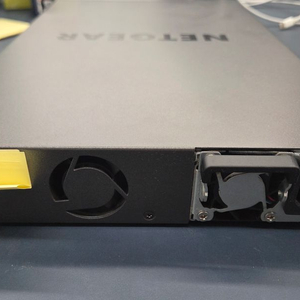 넷기어 NETGEAR M4300-8X8F