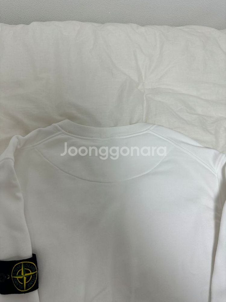 (XL)스톤아일랜드 맨투맨 백화점판 팝니다--3