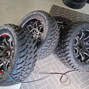 33x20인치MT타이어.랭글러.렉스턴.F150.닷지