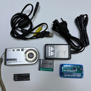 소니 사이버샷 DSC-P200 디지털카메라