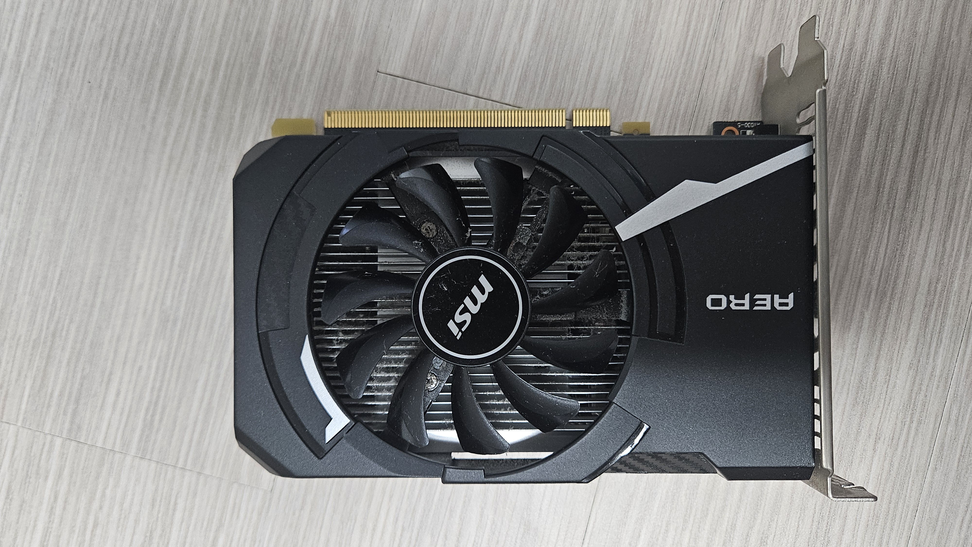 gt1030 2g 그래픽카드