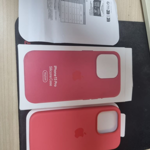 아이폰 15 Pro 실리콘 케이스 새상품
