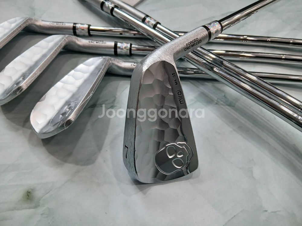 스컬 MK-25 수제 단조6아이언세트+존바이런 퍼터--3