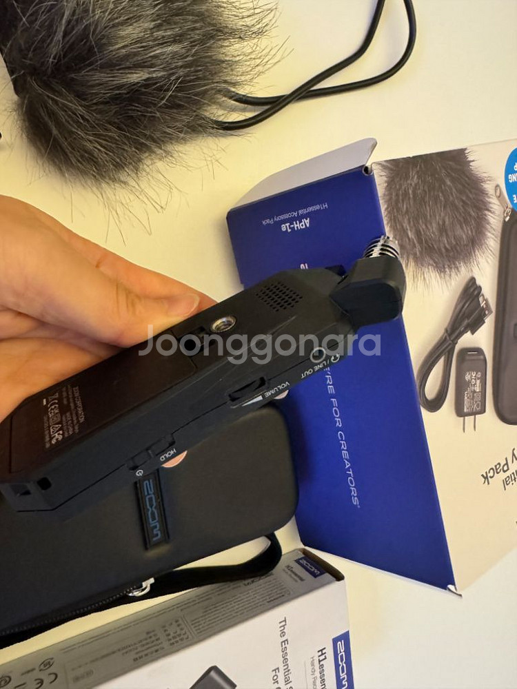 Zoom H1essential Handy Recorde--5