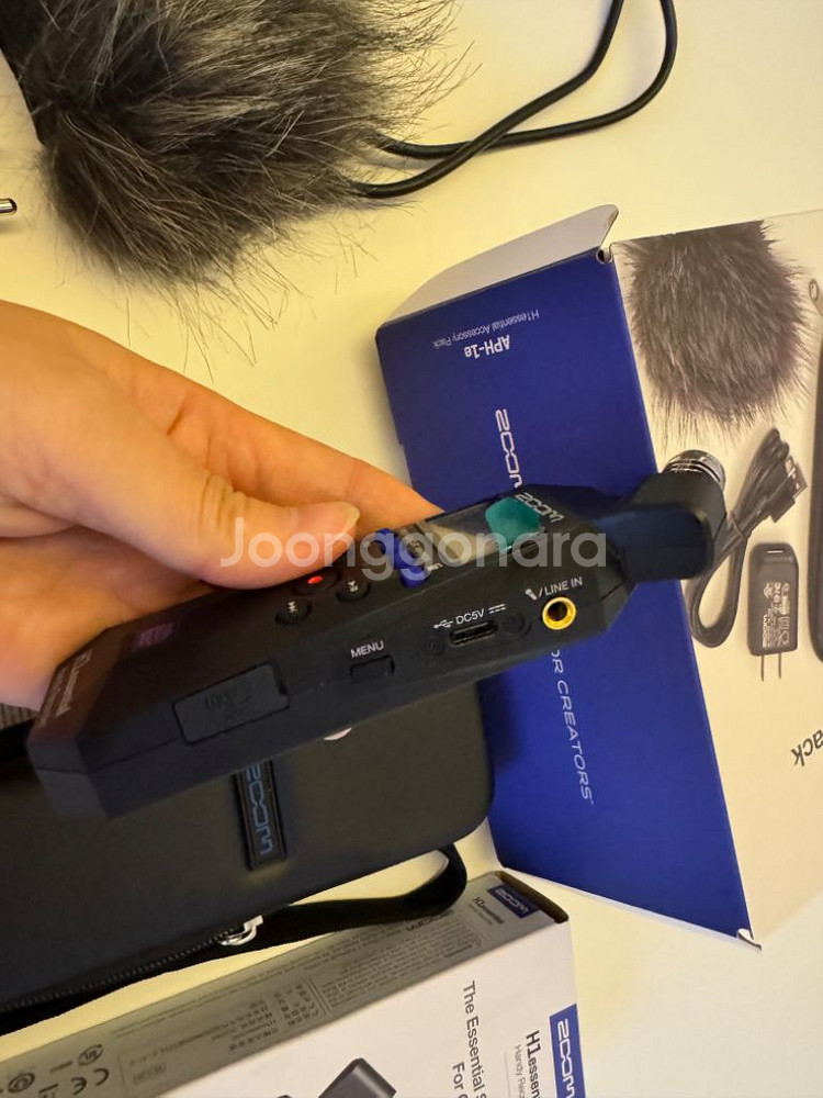 Zoom H1essential Handy Recorde--3