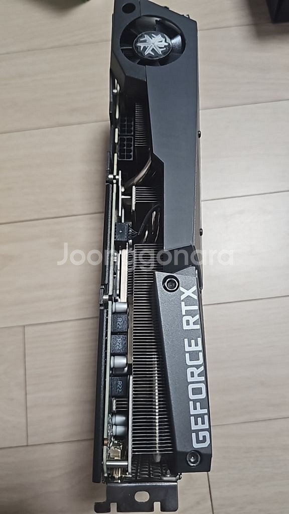 iCHILL RTX 3070 X4 그래픽카드--3