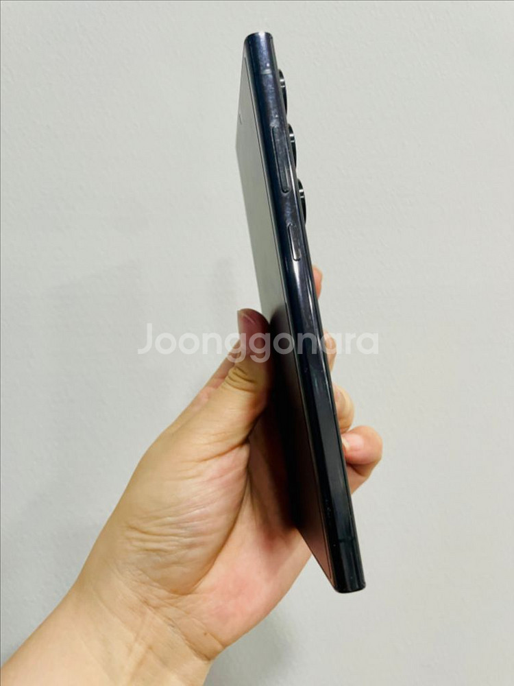 갤럭시 S23 울트라 블랙512기가 팝니다.--2