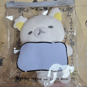 고유루리 리락쿠마(하얀 리락쿠마 흰곰 꿈꾸는 잠자는)
