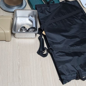 캠핑 전동 수전 테이블 풀셋 팝니다.