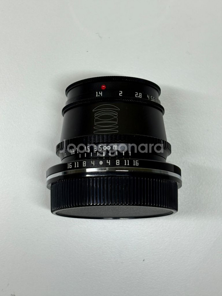 티티아티산 L 마운트 APS-C 렌즈 35mm F1.4--2