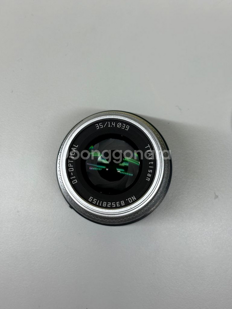 티티아티산소니 E 마운트 APS-C 렌즈35mmF1.4--2