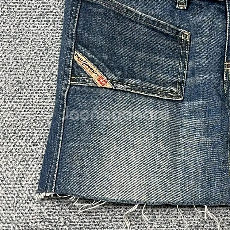 [디젤] 이태리 워싱 빈티지 데님 미니 스커트 27--4