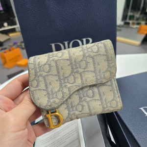 디올 오블리크 로투스 새들 중지갑