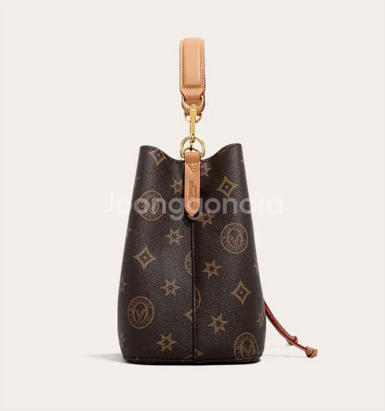 정품 발렌티노 올란디 버킥백 새상품--2