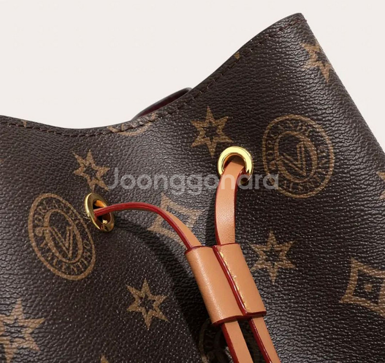 정품 발렌티노 올란디 버킥백 새상품--5