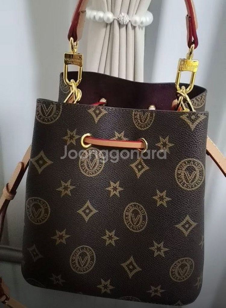 정품 발렌티노 올란디 버킥백 새상품--8