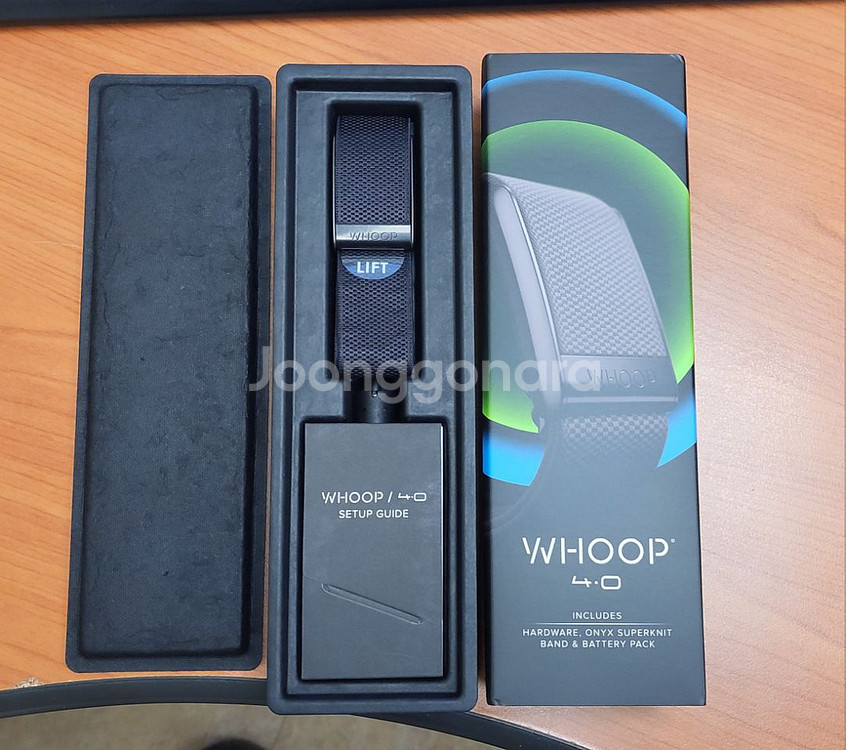 훕 WHOOP 4.0 웨어러블 팝니다.--0