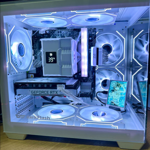 화이트 감성PC게이밍·영상편집·RGB 튜닝 완성!