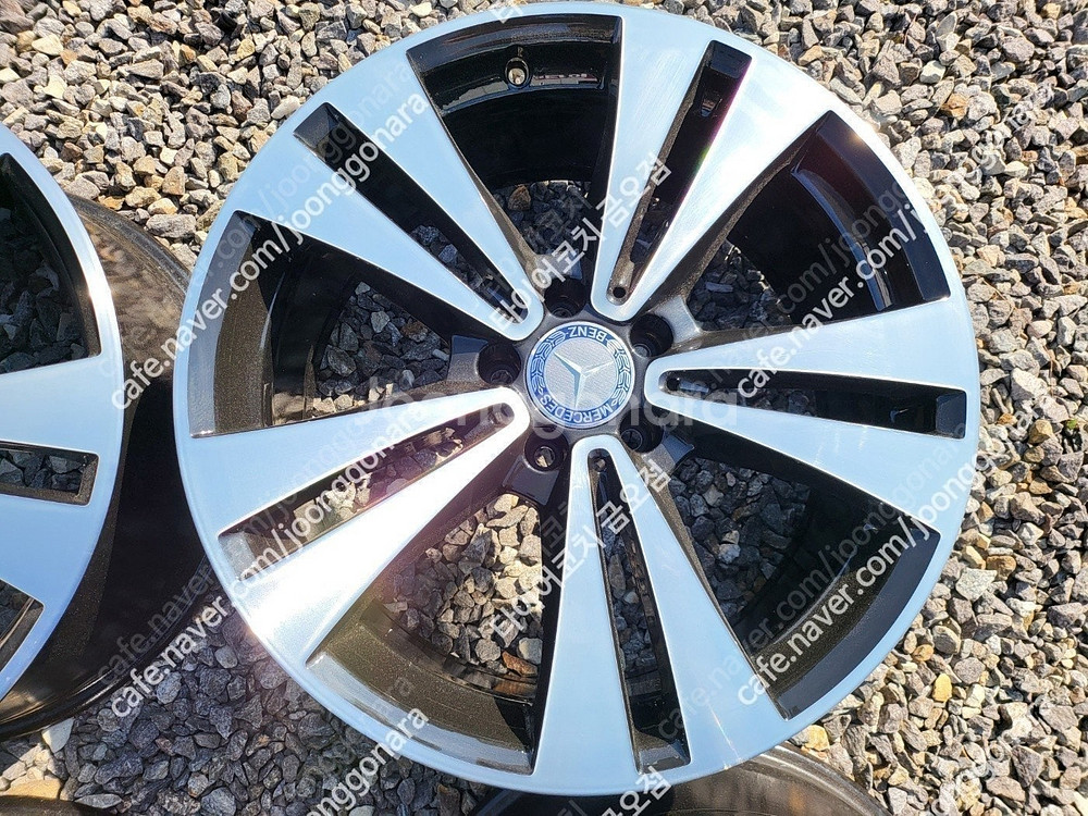 19인치 벤츠 CLS350 건메탈폴리쉬 순정휠 1대분--4