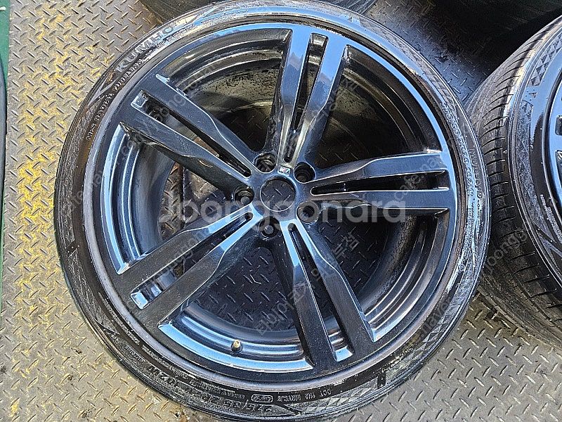 20인치 BMW 7시리즈 648M 유광블랙 중고휠타이어...--7