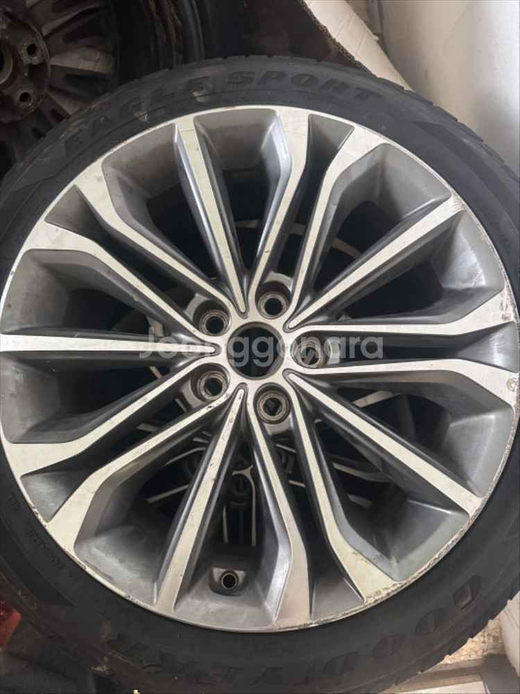 제네시스dh 18인치 휠 타이어 4짝 세트 판매합니다--6