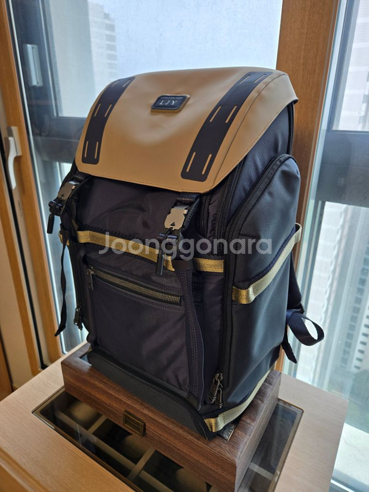 투미 엑스페디션 대용량 새상품 급처 팝니다!--1