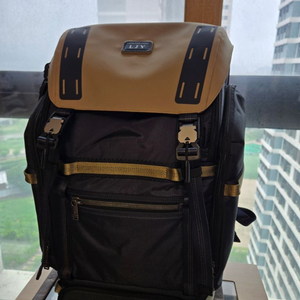 투미 엑스페디션 대용량 새상품 급처 팝니다!