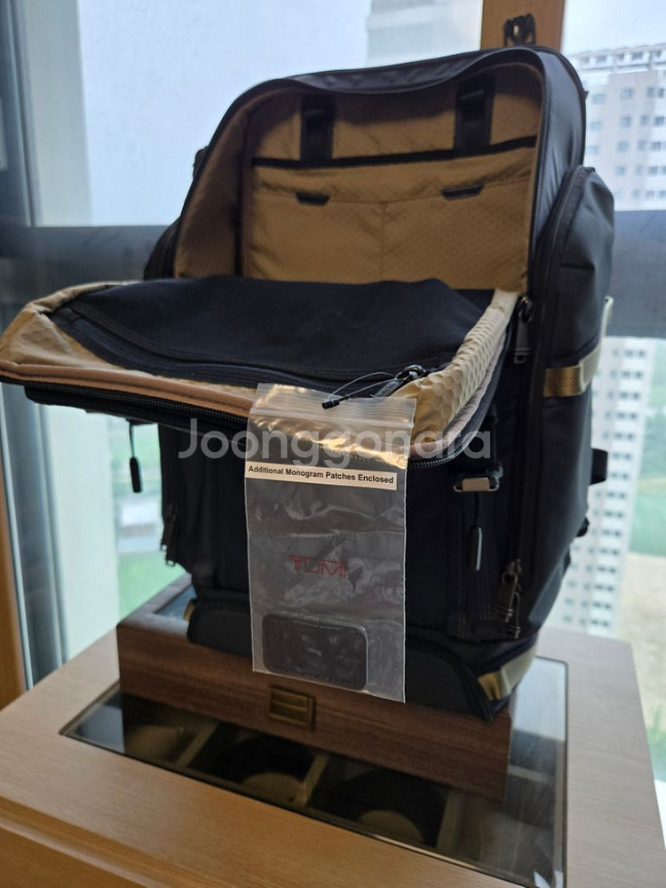 투미 엑스페디션 대용량 새상품 급처 팝니다!--5