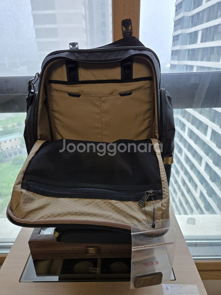 투미 엑스페디션 대용량 새상품 급처 팝니다!--7