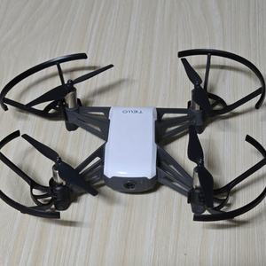 DJI 텔로 드론 팝니다
