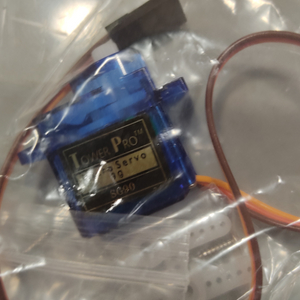서보모터 sg90 fs90r 배터리홀더 DC모터 새상품