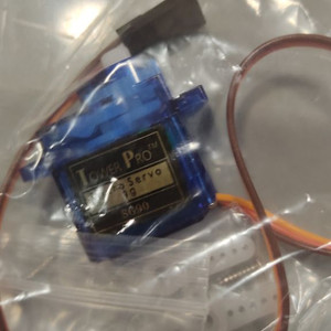 서보모터 sg90 fs90r 배터리홀더 DC모터 새상품