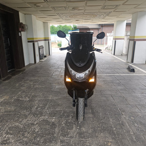 uhr 125cc 오토바이파라여~