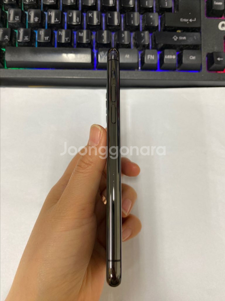 아이폰11프로 그래파이트 AA급 256G 배터리100%--4