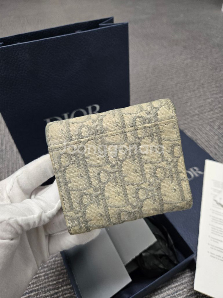 [정품]디올 오블리크 새들 삼단 중지갑--1