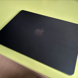 맥북 에어 m2 13인치 24/512 미드나이트