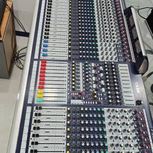 Soundcraft GB8 32ch