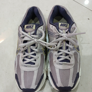 남성나이키(바워맨)250~255