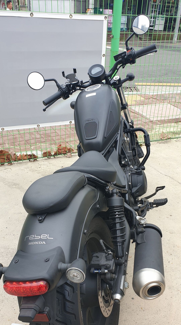 오토바이 혼다(레블500)블랙 이미지