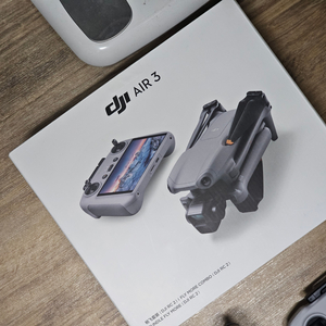 DJI 에어3 플라이모어 콤보