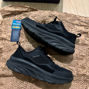 SKECHERS 스케쳐스 디럭스 워킹 운동화