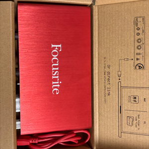 Focusrite Scarlett 2i2 2세대