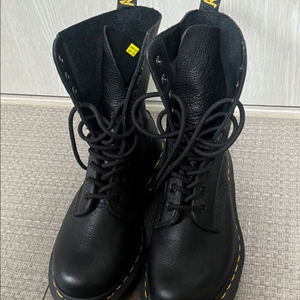 닥터마틴 uk3 36eu(225-230)