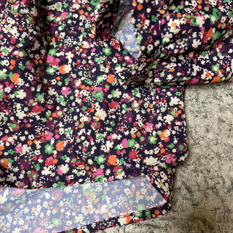 아떼 바네사브루노 블라우스 이미지