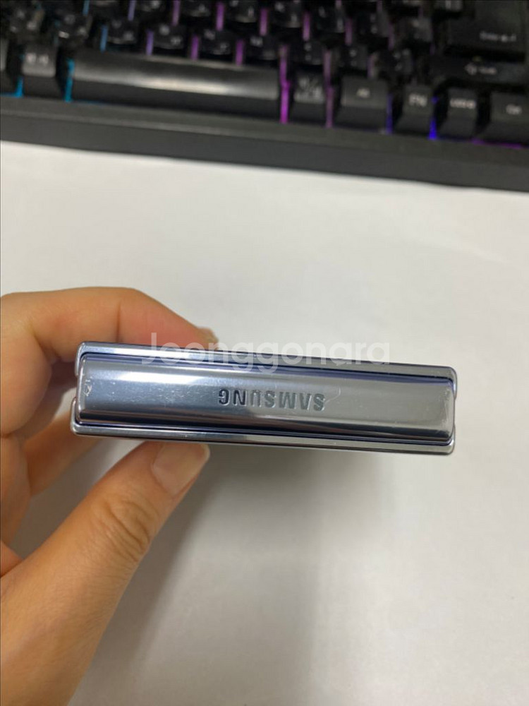 SK 갤럭시Z플립4 블루 외관깨끗 256G 무잔상급 점--7