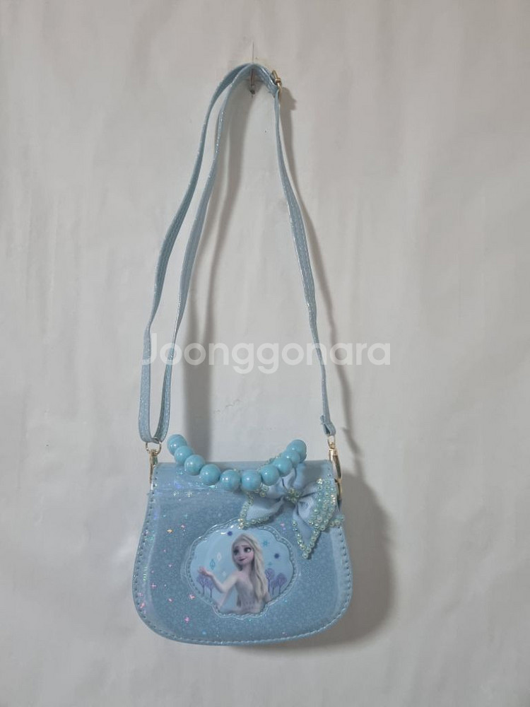 겨울왕국 엘사 리본 펄 LED 크로스백 2개 전부--3