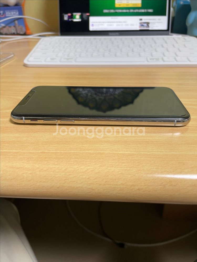 아이폰 XS 64GB A급 사설 수리--5