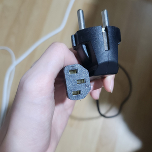 dvi 모니터 연결선 파워 선 나눔