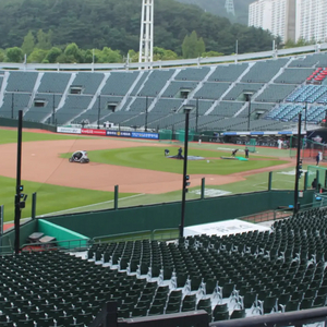 5/17 DH2 삼성vs롯데 3루 통로4연석